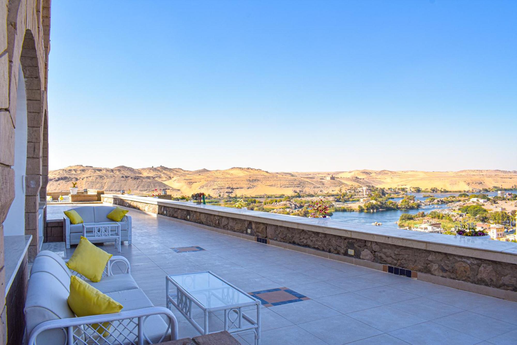 Basma Executive Club Hotel Aswan Buitenkant foto
