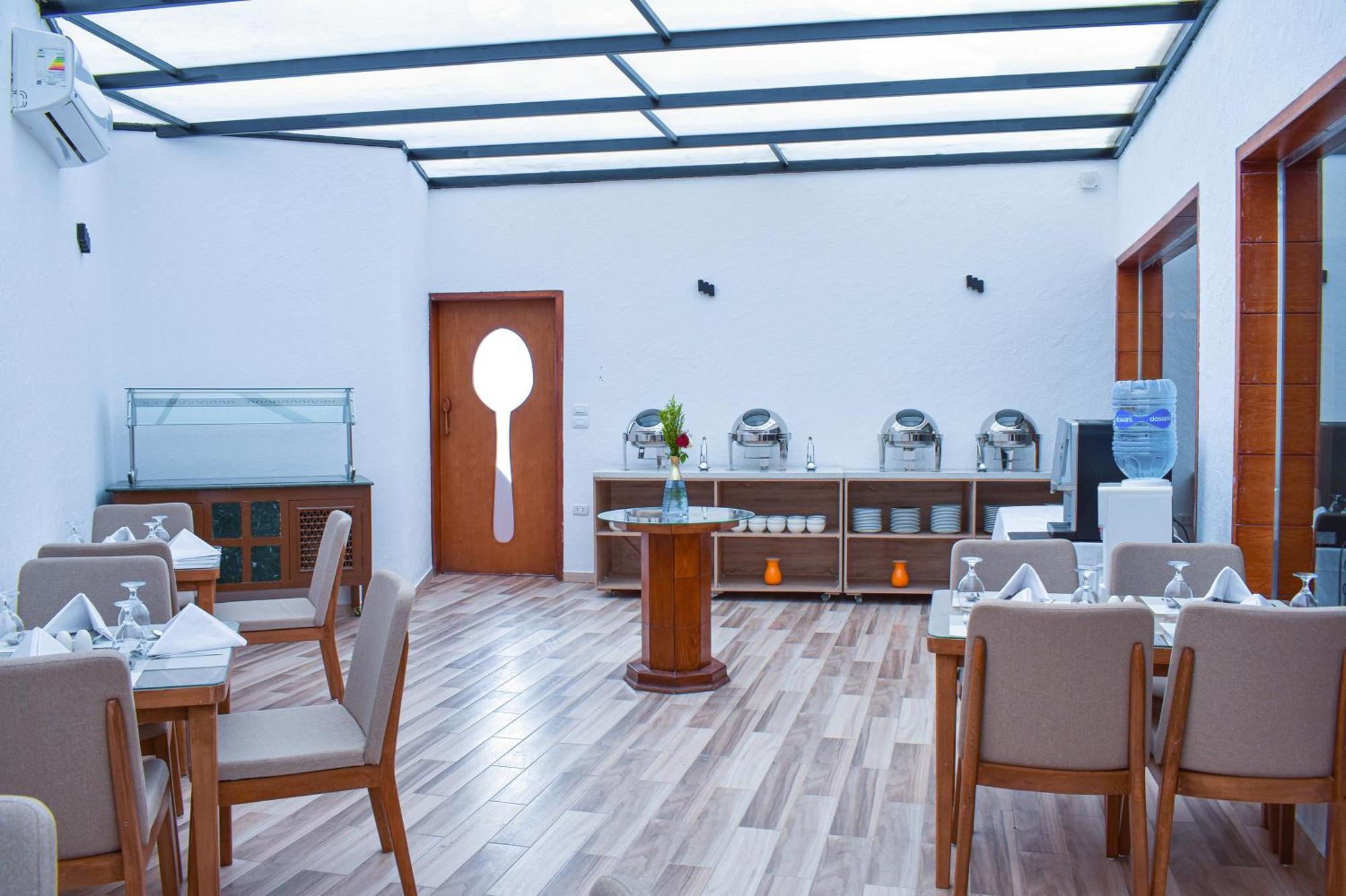 Basma Executive Club Hotel Aswan Buitenkant foto