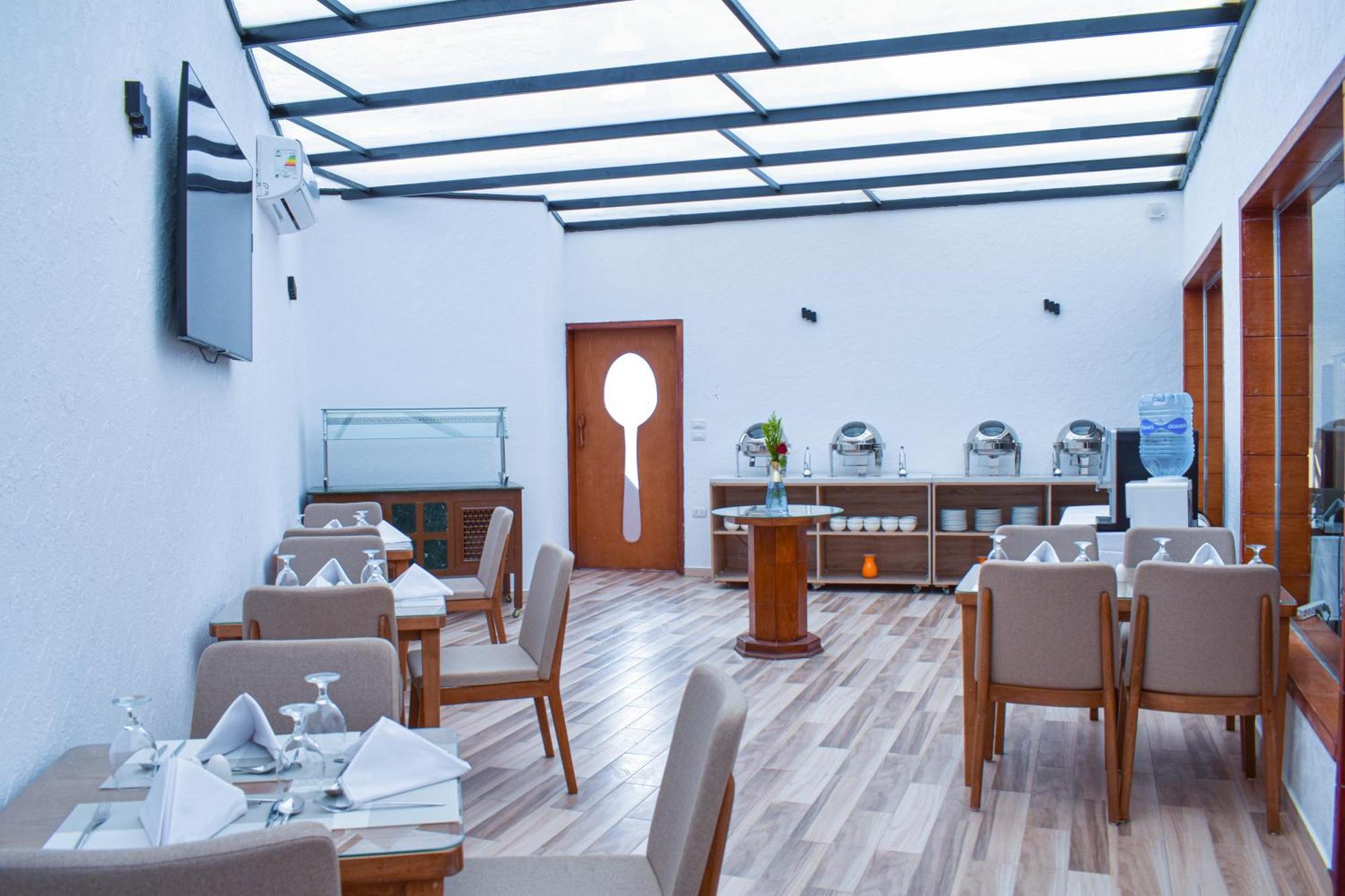 Basma Executive Club Hotel Aswan Buitenkant foto
